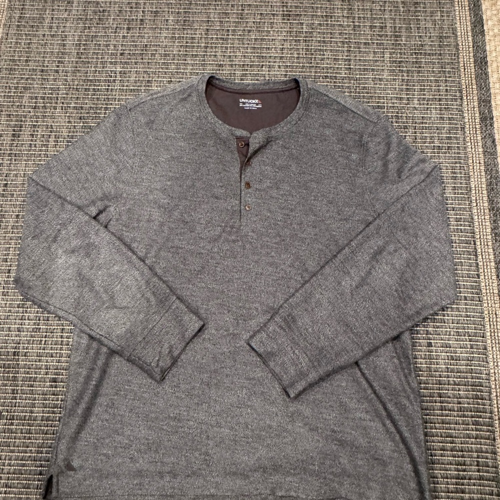 UNTUCKit Gray/Brown Long Sleeve Henley
